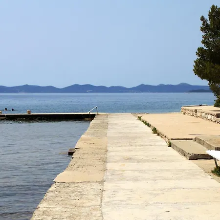 Apartment With A Parking Space Kukljica, Ugljan - 8278 *