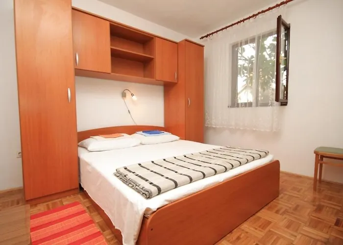 Apartman With A Parking Space Kukljica, Ugljan - 8278