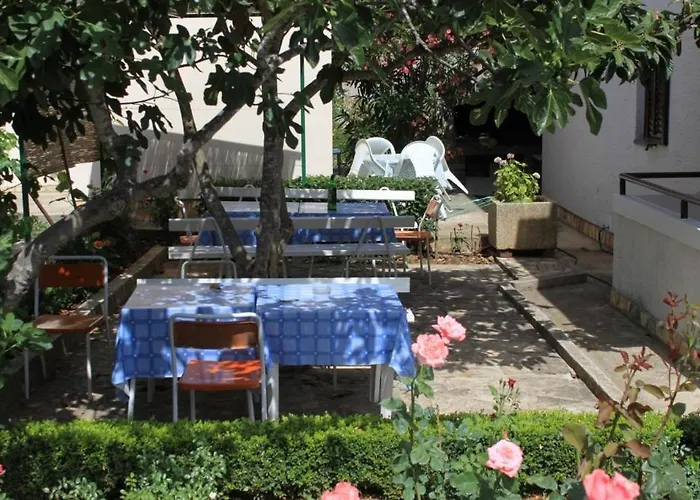 With A Parking Space Kukljica, Ugljan - 8278 *